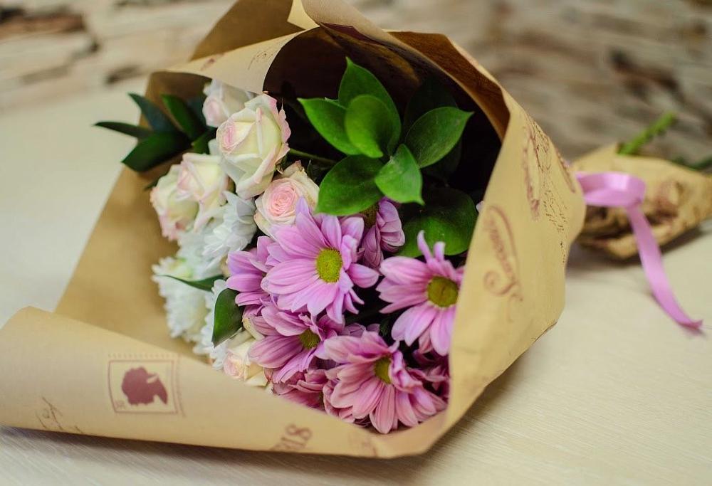 Букет цветов из: Розы и Хризантемы в Алексее-Тенгинской