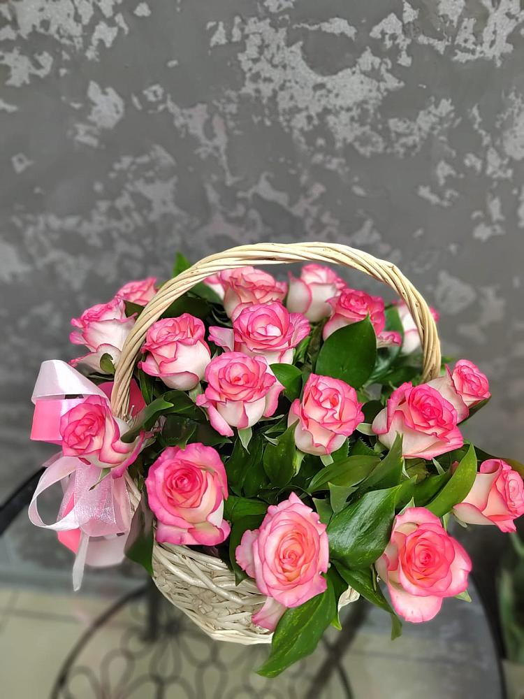 Цветочная композиция из Розы в корзине в Алексее-Тенгинской