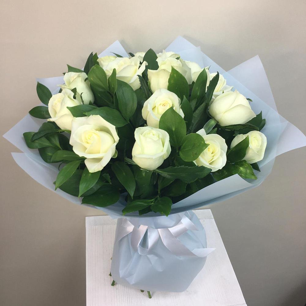 Букет 15 Белых роз Проуд в Алексее-Тенгинской