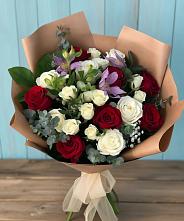 Букет цветов из:  Розы и Альстромерии в Алексее-Тенгинской