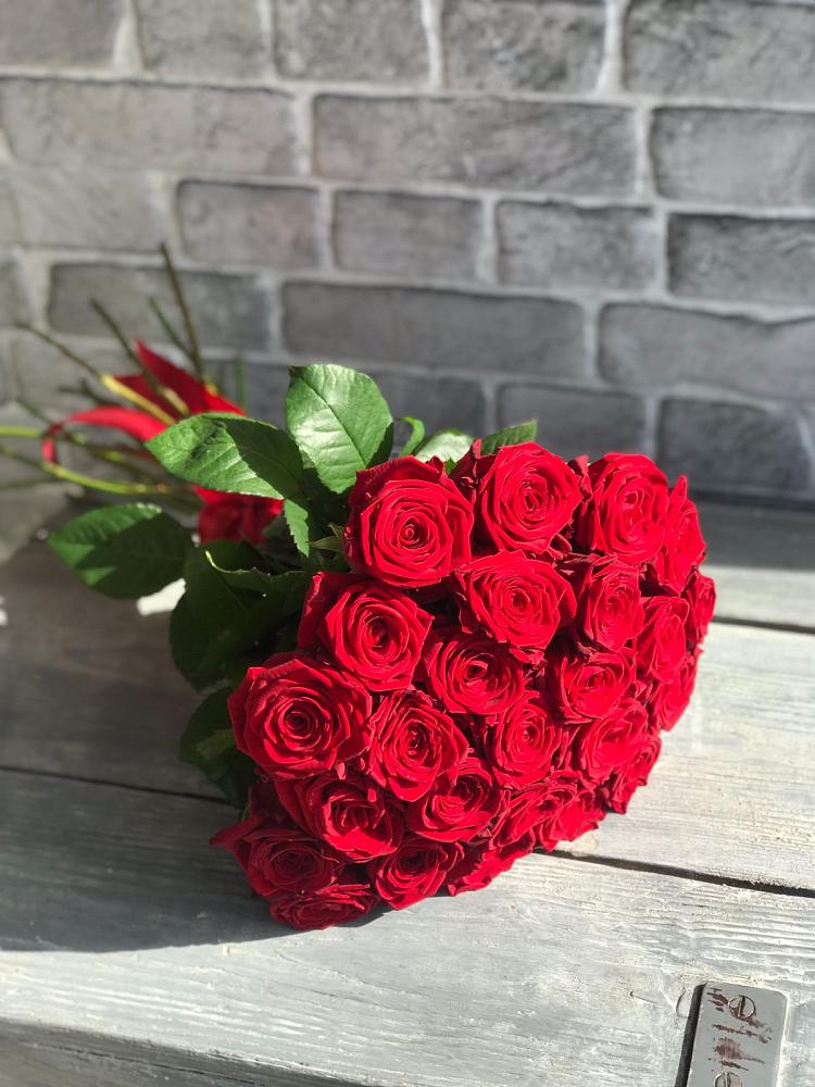 Букет Красные розы Фридом в Алексее-Тенгинской