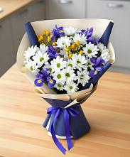 Букет цветов из:  Розы, Ирисы и Хризантемы в Алексее-Тенгинской