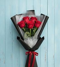 Букет в ритме города в Алексее-Тенгинской Букет цветов из:  Розы в Алексее-Тенгинской